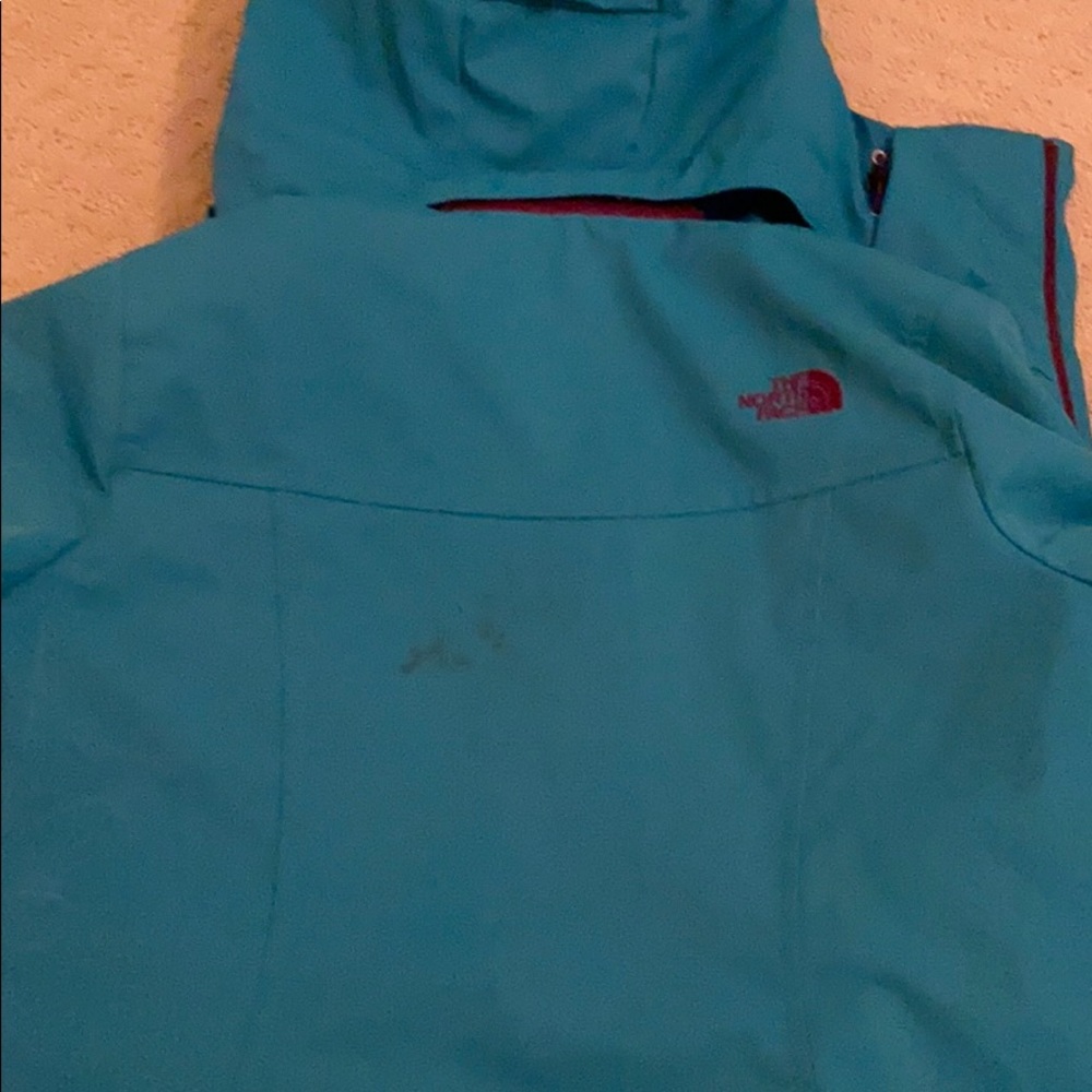 North face ski jacket - Picture 3 of 3